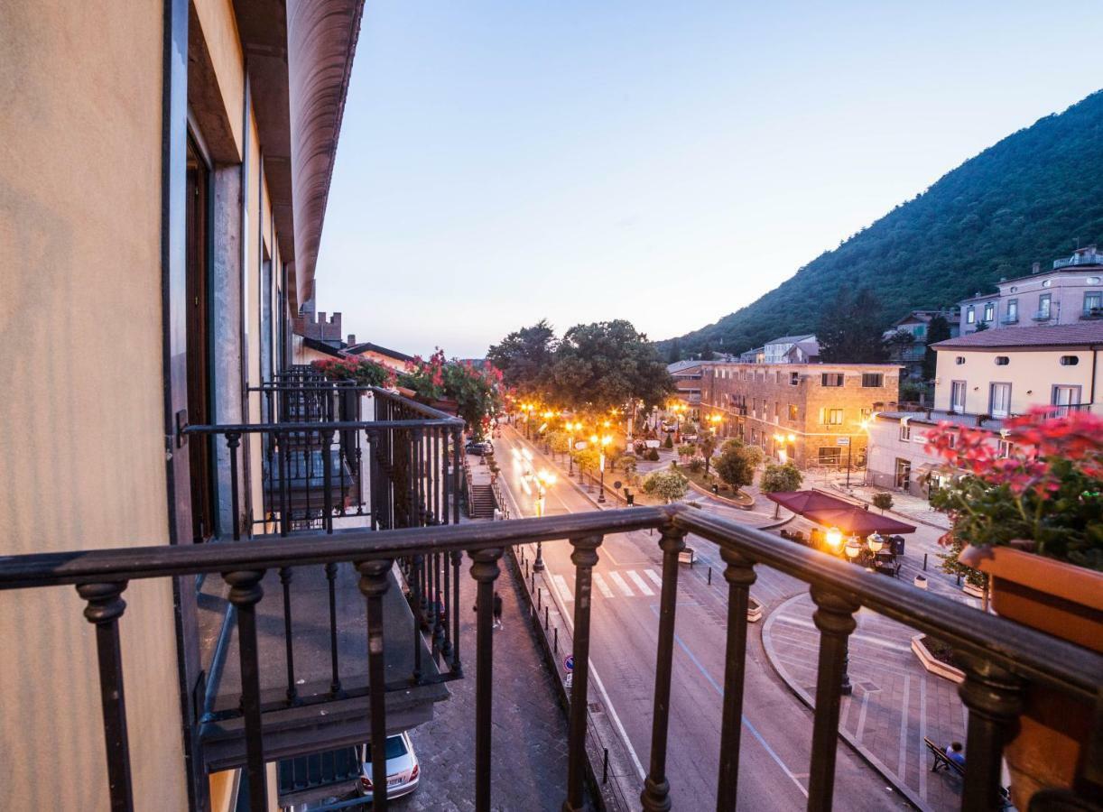 Roccamonfina Palace Hotel Екстер'єр фото